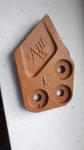 Ząb boczny łyżki BK800_BK1000.jpeg