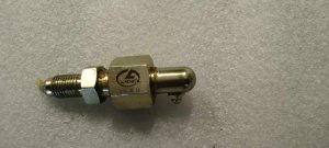 Zawór napinacza gąsienicy M14x1,5 do  BK950 BK1250