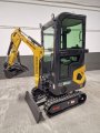 Minikoparka Berger Kraus BK1000KJSR z kabiną (22).jpg