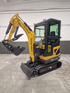 Berger Kraus BK1800KJSR Mini Excavator with KUBOTA engine accessories 