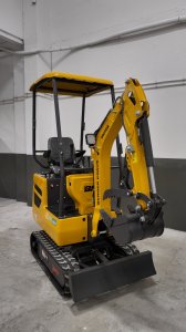 Berger Kraus Mini Excavator BK900A  upper  cylinder with 380mm bucket 