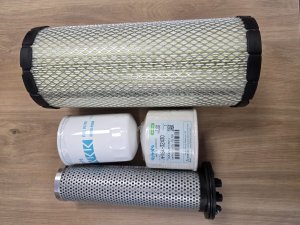 Filter kit for BK810, BK810T (Kubota engine) – oil, fuel, air, and hydraulic filters.